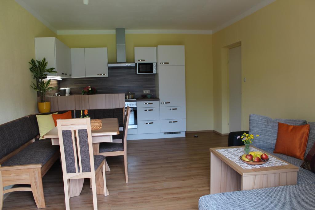 Pension & Ferienwohnung Sonnleiten Gnesau المظهر الخارجي الصورة